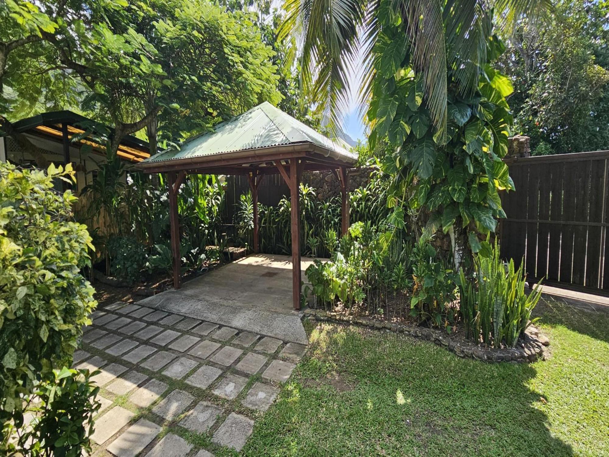 Fare Le Flamboyant Moorea Exterior foto